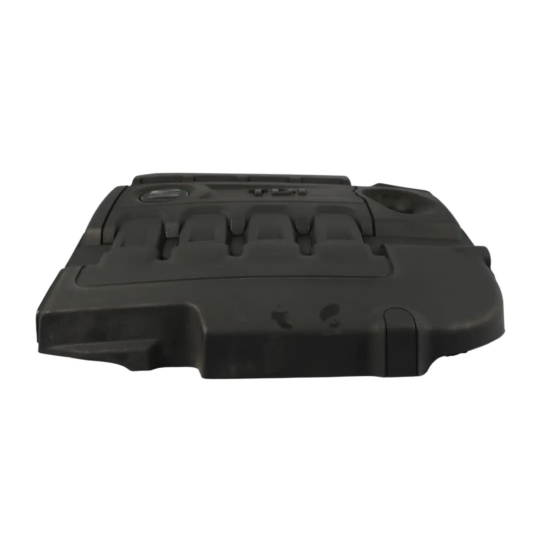 Top Cover Panel 04L103925L to Seat Leon III 2.0 TDI Diesel Engine with Part number 04L103925J Seat Leon III 2.0 TDI Diesel Engine Top Cover Panel 04L103925L - SKU 04L103925J - Part number 04L103925J
