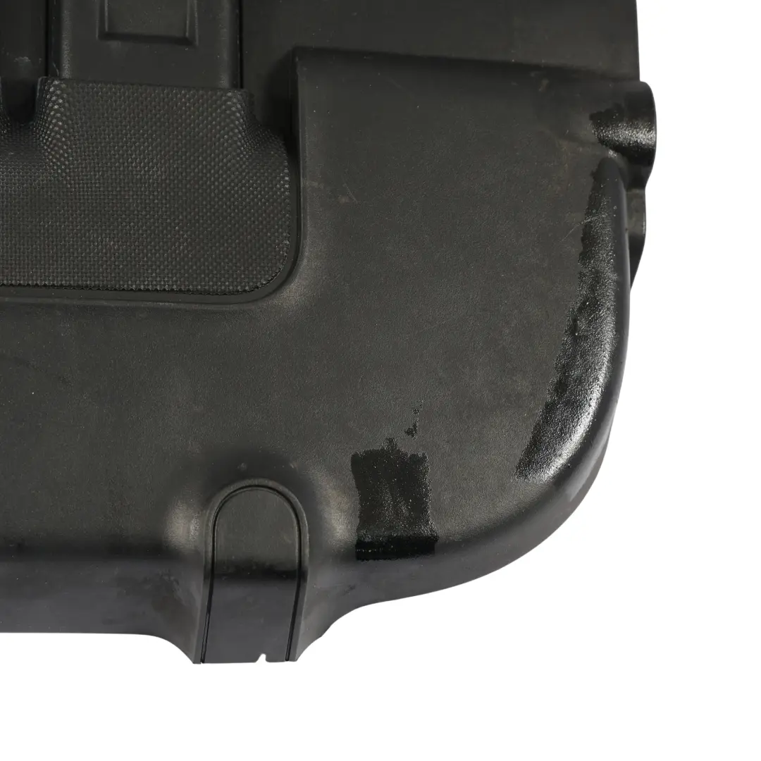 Panneau du couvercle du moteur pour Audi A3 8V 2.0 TDI Diesel à propos du numéro de pièce 04L103925L Audi A3 8V 2.0 TDI Diesel Panneau du couvercle du moteur - SKU 04L103925L - Numéro de pièce 04L103925L