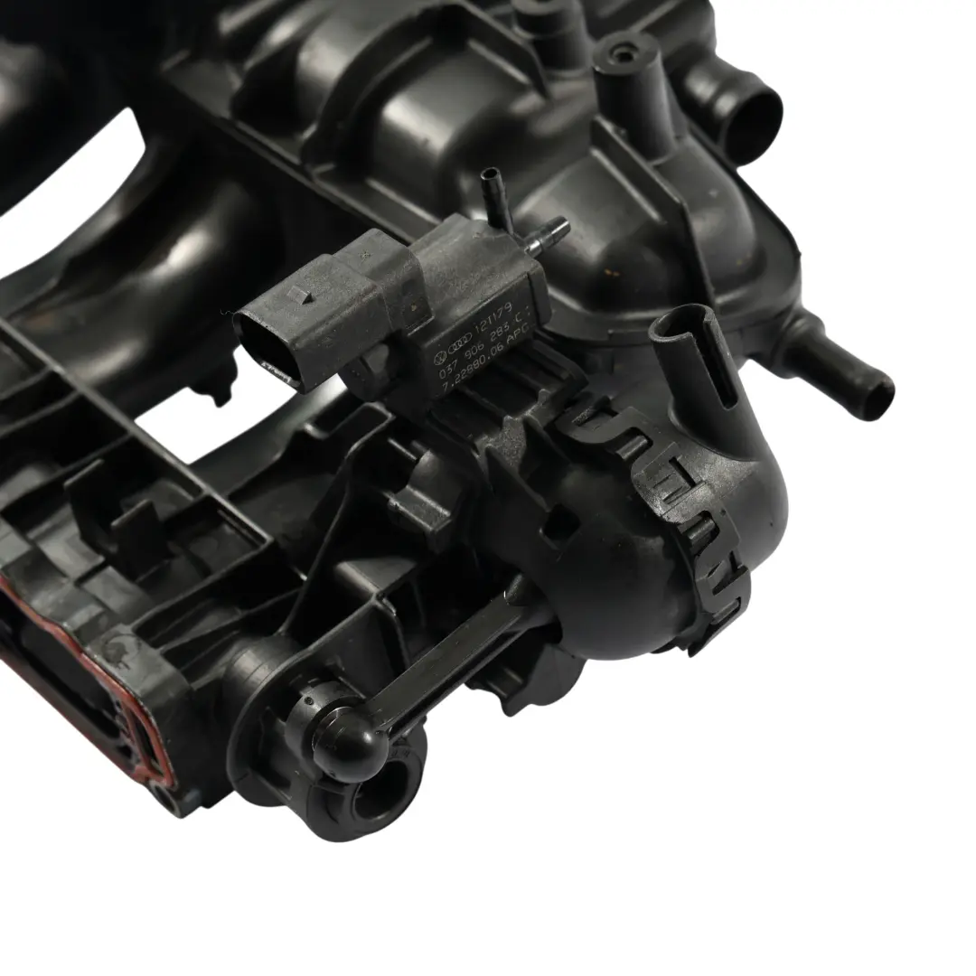 Benzin Ansaug Krümmer für Audi TT 8J mit Teilenummer 06J133201AS Audi TT 8J Benzin Ansaug Krümmer - SKU 06J133201AS - Teilenummer 06J133201AS