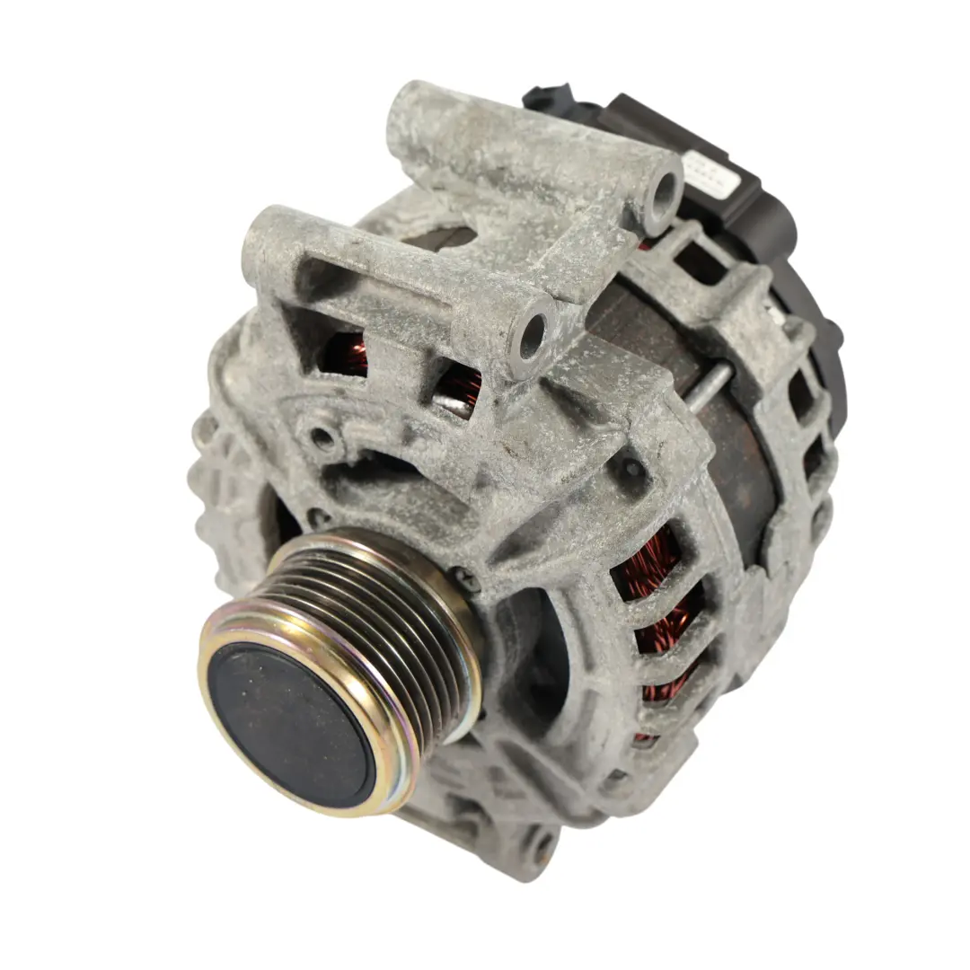 Alternatore Generatore 14V 140A 2.0 TFSI per Audi A3 8V VW Golf Mk7 con numero di parte 06J903023A Audi A3 8V VW Golf Mk7 Alternatore Generatore 14V 140A 2.0 TFSI - SKU 06J903023A - Numero di parte 06J903023A