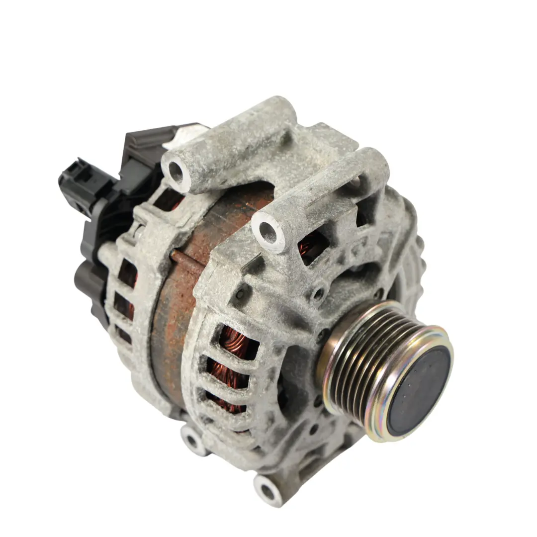 Alternatore Generatore 14V 140A 2.0 TFSI per Audi A3 8V VW Golf Mk7 con numero di parte 06J903023A Audi A3 8V VW Golf Mk7 Alternatore Generatore 14V 140A 2.0 TFSI - SKU 06J903023A - Numero di parte 06J903023A