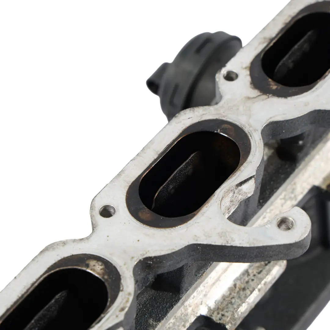 Colector Admisión Distribución Aire Puente 2.5 TFSI para Audi TT 8J con número de pieza 07K133201AC Audi TT 8J Colector Admisión Distribución Aire Puente 2.5 TFSI - SKU 07K133201AC - Número de pieza 07K133201AC