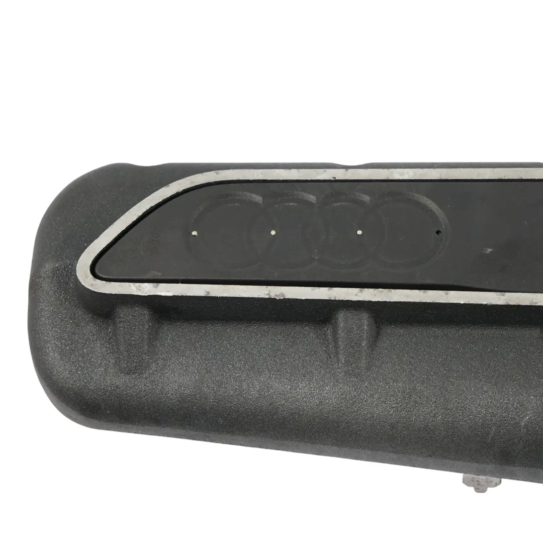 Luftverteiler Ansaugkrümmer 2.5 TFSI für Audi RS3 8P TT 8J mit Teilenummer 07K133201AD Audi RS3 8P TT 8J Luftverteiler Ansaugkrümmer 2.5 TFSI - SKU 07K133201AD - Teilenummer 07K133201AD