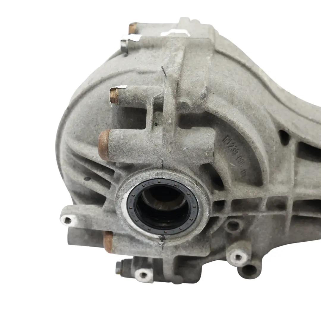 Tylny Dyferencjał 35/8 HUN do Audi A4 B7 3.2 FSI Quattro Manual o numerze 08V500043 Audi A4 B7 3.2 FSI Quattro Manual Tylny Dyferencjał 35/8 HUN - SKU 08V500043 - Numer Części 08V500043