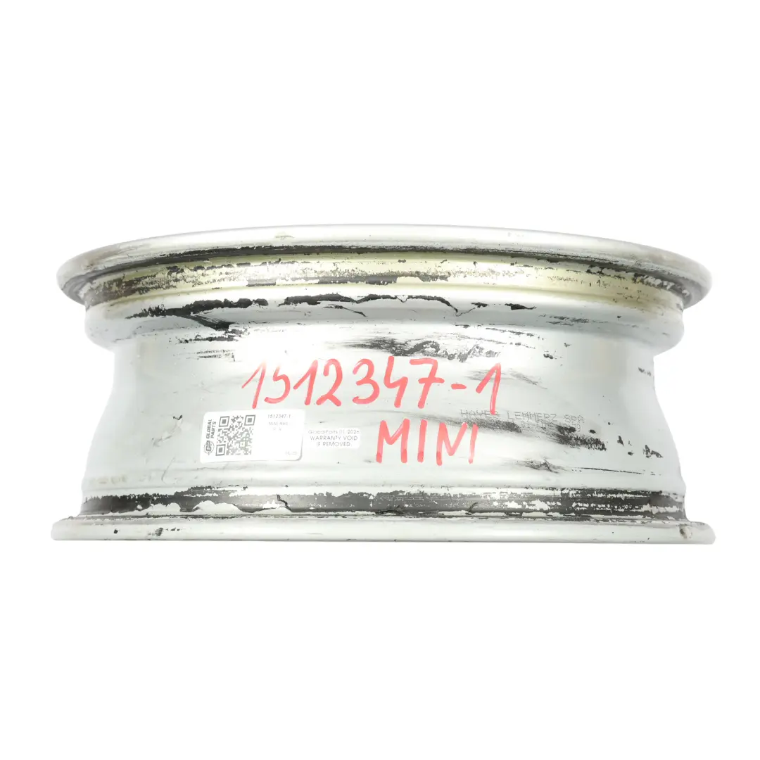 Argento Cerchio in lega 15" 5,5J ET:45 a 8 razze 82 per Mini Cooper One R50 R52 con numero di parte 1512347 Mini Cooper One R50 R52 Argento Cerchio in lega 15" 5,5J ET:45 a 8 razze 82 - SKU 1512347-1 - Numero di parte 1512347