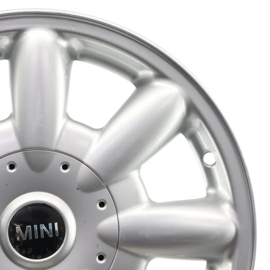Llanta De aleacion plateada 15" 5,5J ET:45 8 radios 82 para Mini Cooper One R50 R52 con número de pieza 1512347 Mini Cooper One R50 R52 Llanta De aleacion plateada 15" 5,5J ET:45 8 radios 82 - SKU 1512347-1 - Número de pieza 1512347