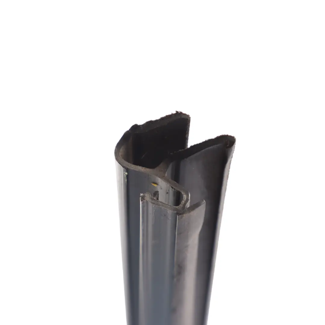 Mk3 Joint D'Étanchéité Intérieur De Porte Avant Droite pour Ford Focus à propos du numéro de pièce 1747502 Ford Focus Mk3 Joint D'Étanchéité Intérieur De Porte Avant Droite - SKU 1747502 - Numéro de pièce 1747502