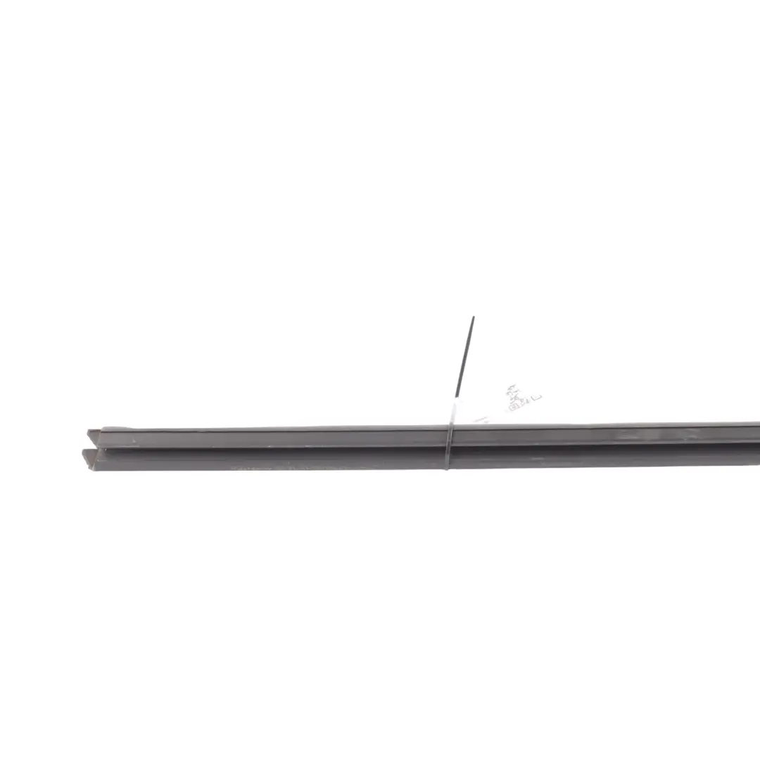 Ford Focus Mk3 Porta Anteriore Guarnizione Interna Cintura Gomma Destra - SKU 1747502 - Numero di parte 1747502