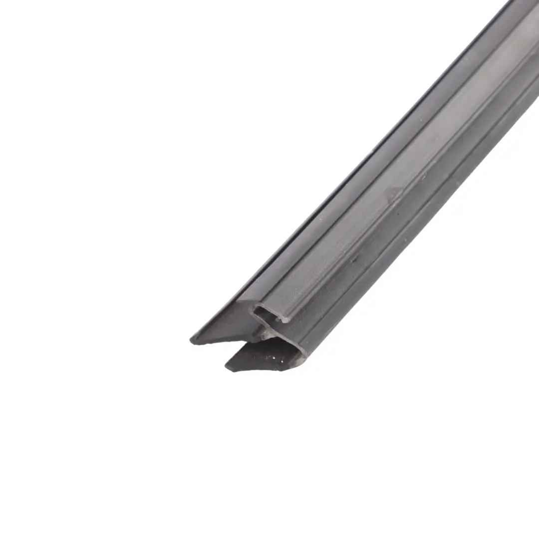 Mk3 Hintere Tür Fenster Innenstreifen Dichtung Links für Ford Focus mit Teilenummer 1747505 Ford Focus Mk3 Hintere Tür Fenster Innenstreifen Dichtung Links - SKU 1747505 - Teilenummer 1747505