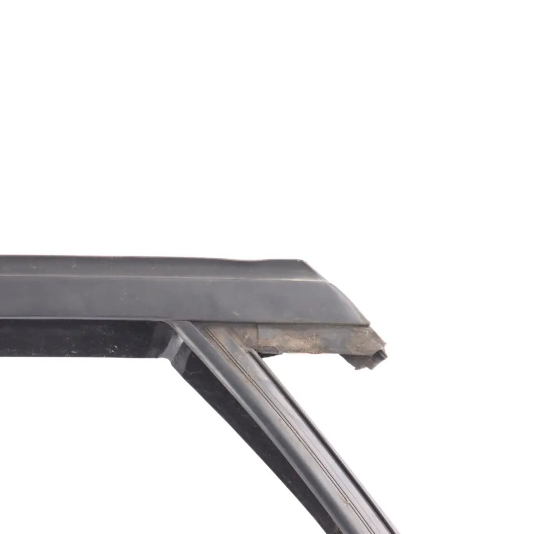 Mk3 Joint D'Étanchéité Guide Vitre Porte Arrière Gauche pour Ford Focus à propos du numéro de pièce 1787049 Ford Focus Mk3 Joint D'Étanchéité Guide Vitre Porte Arrière Gauche - SKU 1787049 - Numéro de pièce 1787049