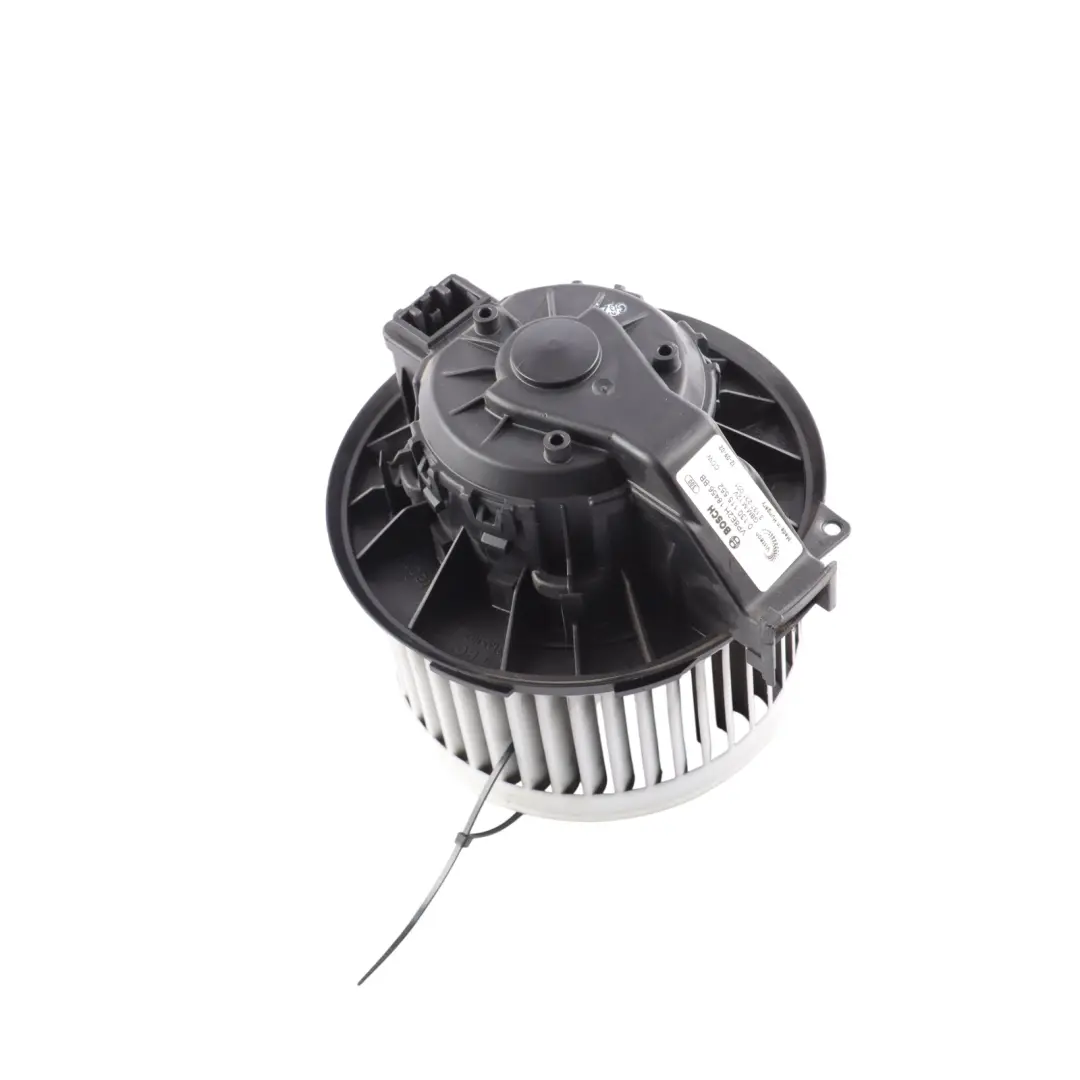 Heater Blower Air Fan Asembly Unit VP8E2H-18456-BB to Ford Fiesta Mk7 with Part number 1791860 Ford Fiesta Mk7 Heater Blower Air Fan Asembly Unit VP8E2H-18456-BB - SKU RHD-1791860 - Part number 1791860