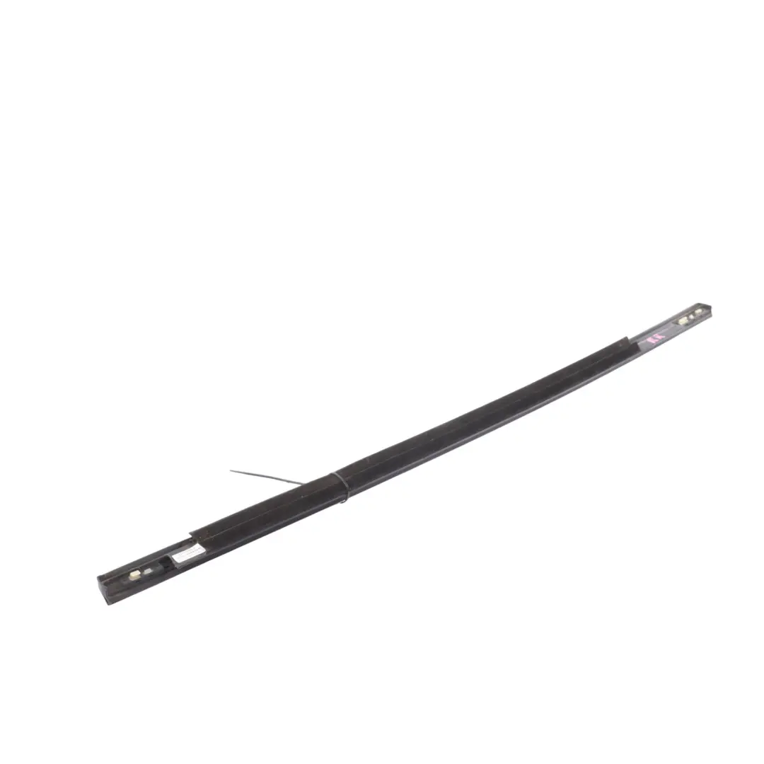 Mk3 Listwa Zgarniająca Drzwi Zewnątrz Tył Prawo do Ford Focus o numerze 1864248 Ford Focus Mk3 Listwa Zgarniająca Drzwi Zewnątrz Tył Prawo - SKU 1864248 - Numer Części 1864248