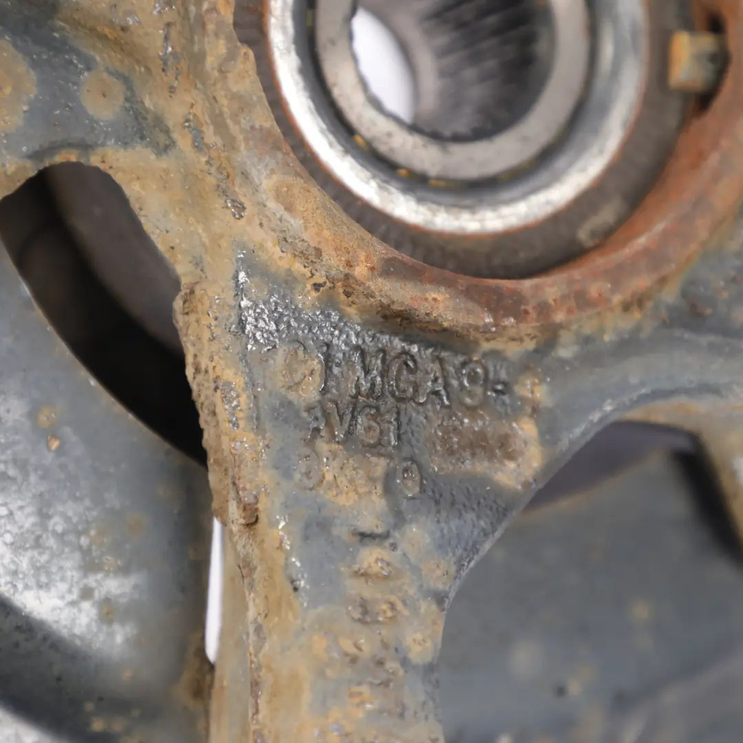 Ford Focus Mk3 Front Wheel Carrier Hub Plate Bearing Mount Right O/S - SKU 1882874 - Part number 1882874