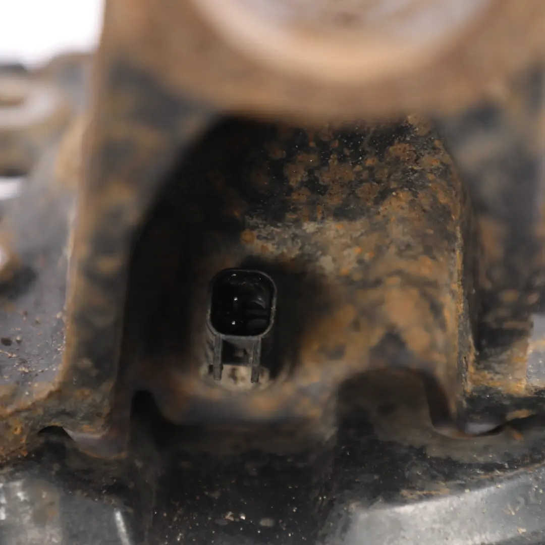 Ford Focus Mk3 Front Wheel Carrier Hub Plate Bearing Mount Left N/S - SKU 1882875 - Part number 1882875