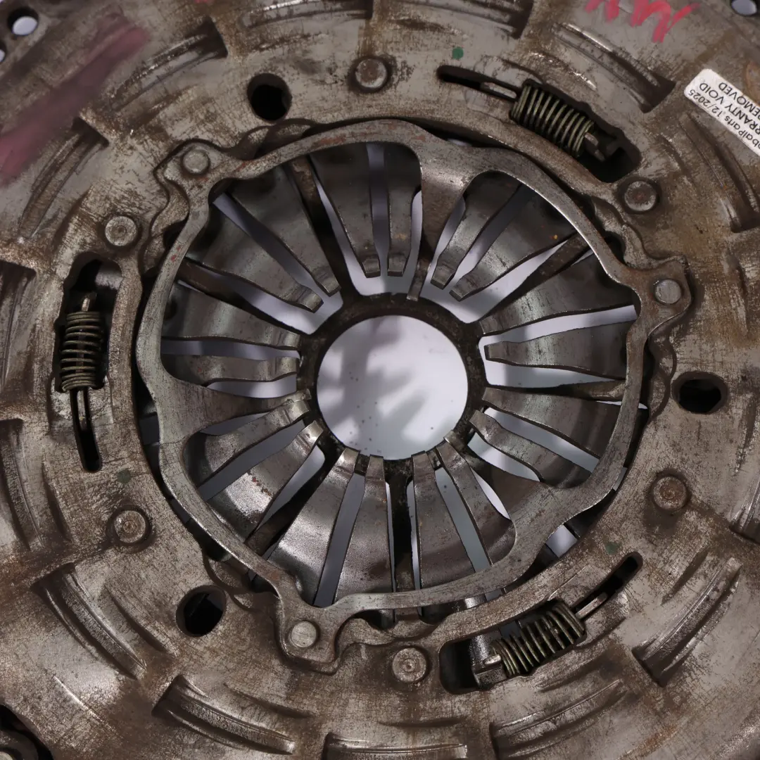 Mk8 Kit Volano Frizione A Doppia Massa 2.2 TDCI BK31-6477-BE per Ford Transit con numero di parte 1932320 Ford Transit Mk8 Kit Volano Frizione A Doppia Massa 2.2 TDCI BK31-6477-BE - SKU 1932320 - Numero di parte 1932320