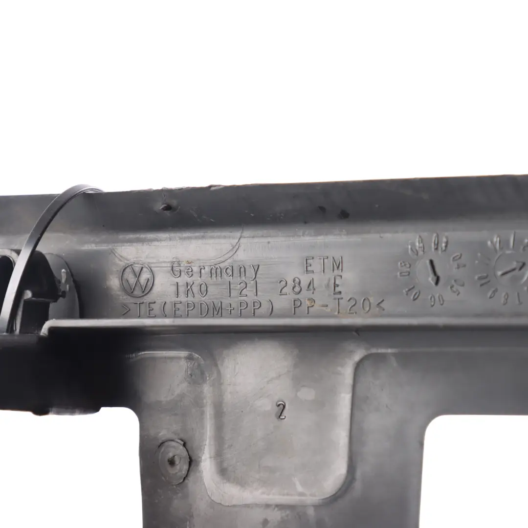 Mk5 1K Radiator Air Guide Front Right O/S to Volkswagen Golf with Part number 1K0121284E Volkswagen Golf Mk5 1K Radiator Air Guide Front Right O/S - SKU 1K0121284E - Part number 1K0121284E