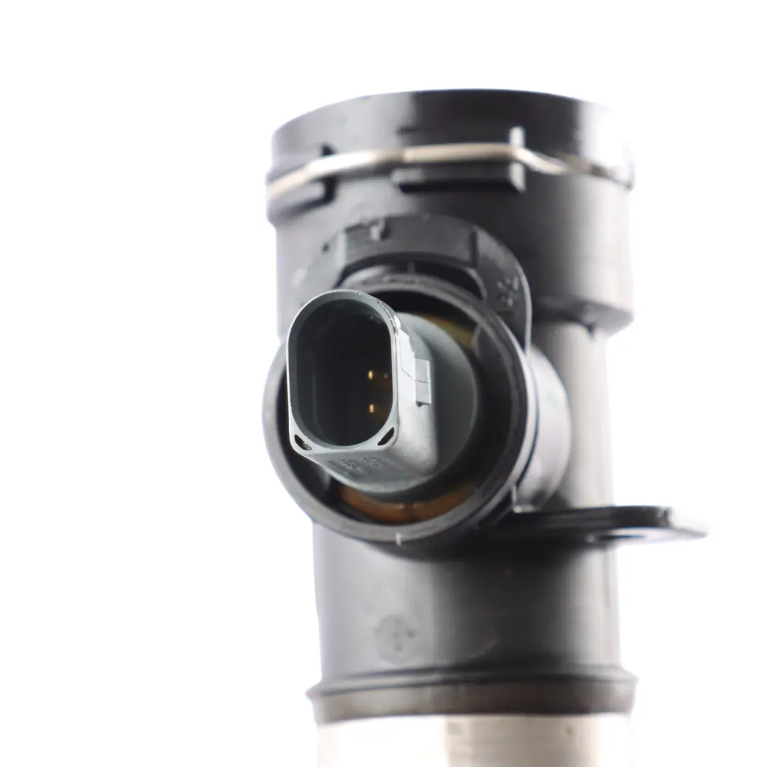 Kühlmittel Schlauch Kühler 2.0 TFSI für Audi S3 8P VW Golf VI mit Teilenummer 1K0122051GL Audi S3 8P VW Golf VI Kühlmittel Schlauch Kühler 2.0 TFSI - SKU 1K0122051GL - Teilenummer 1K0122051GL