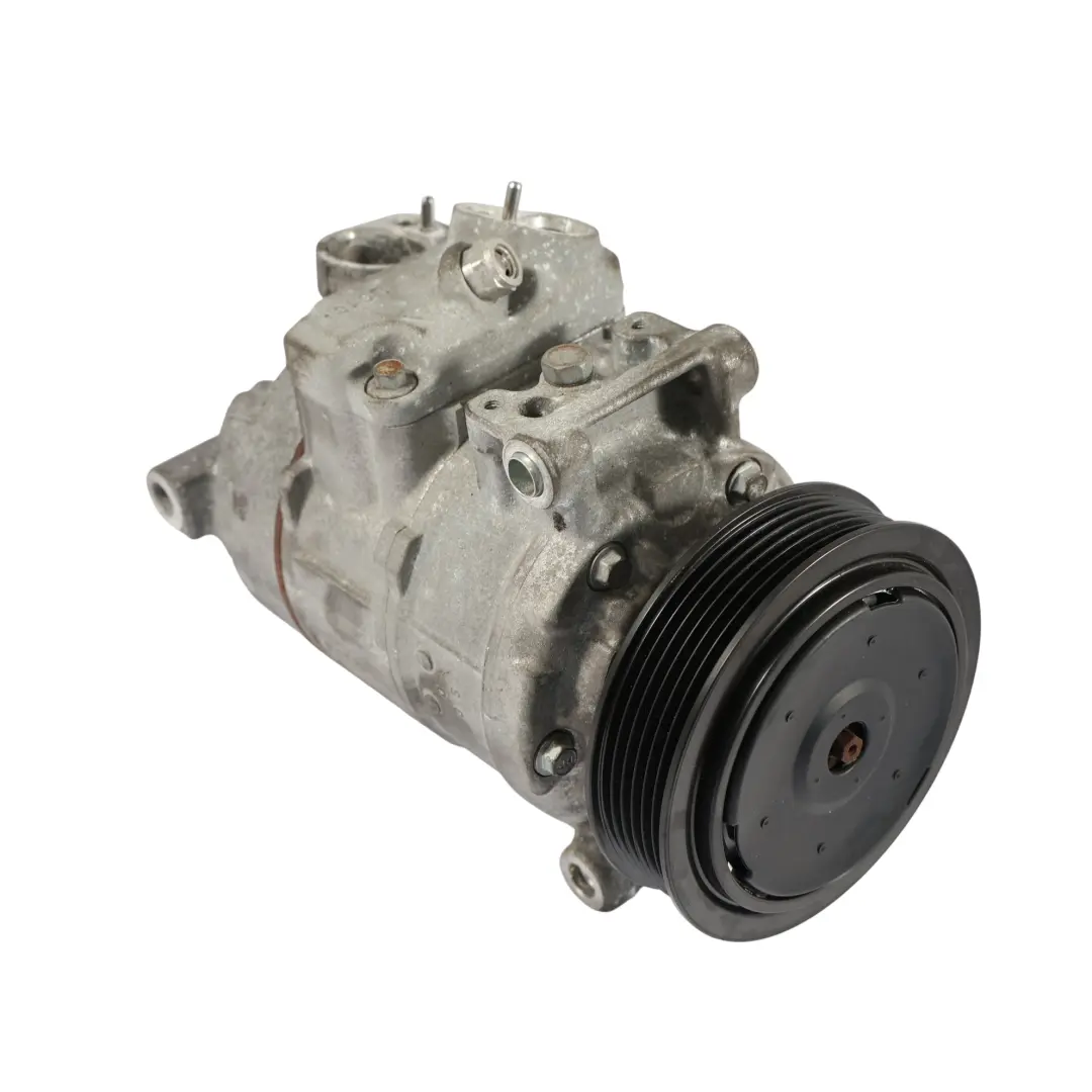 Pompa Sprężarki Klimatyzacji do Volkswagen Scirocco III o numerze 1K0820808A Volkswagen Scirocco III Pompa Sprężarki Klimatyzacji - SKU 1K0820808A - Numer Części 1K0820808A