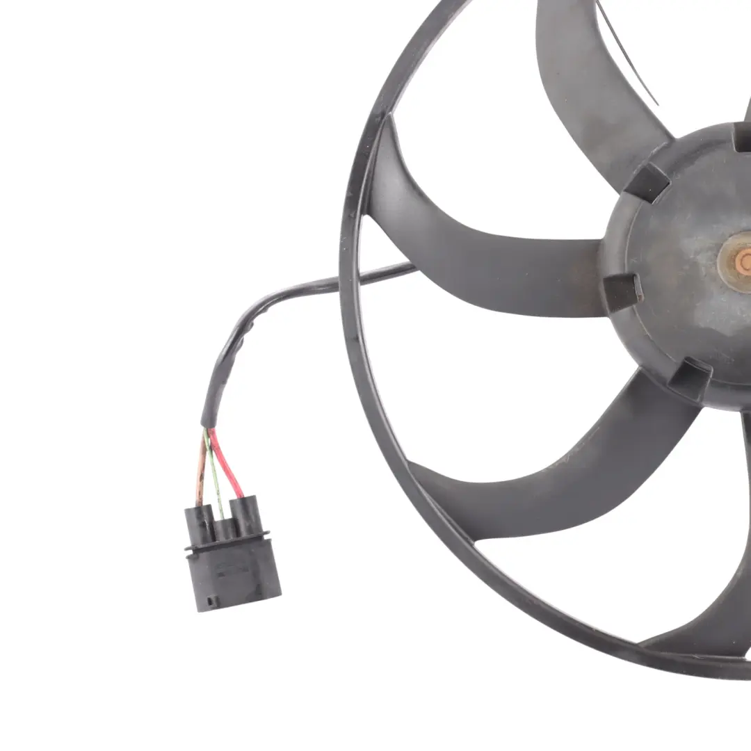 Mk5 Radiator Fan Shroud Blade Motor to Audi A3 8P VW Volkswagen Golf with Part number 1K0959455DM Audi A3 8P VW Volkswagen Golf Mk5 Radiator Fan Shroud Blade Motor - SKU 1K0959455DM - Part number 1K0959455DM