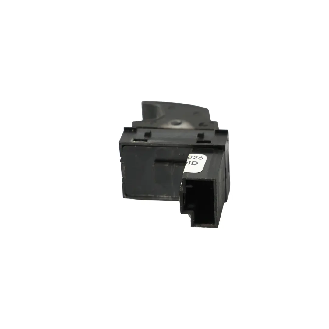 Mk3 Polo Mk6 Interruttore Portellone Posteriore Pulsante per VW Scirocco con numero di parte 1K0959831 VW Scirocco Mk3 Polo Mk6 Interruttore Portellone Posteriore Pulsante - SKU 1K0959831 - Numero di parte 1K0959831
