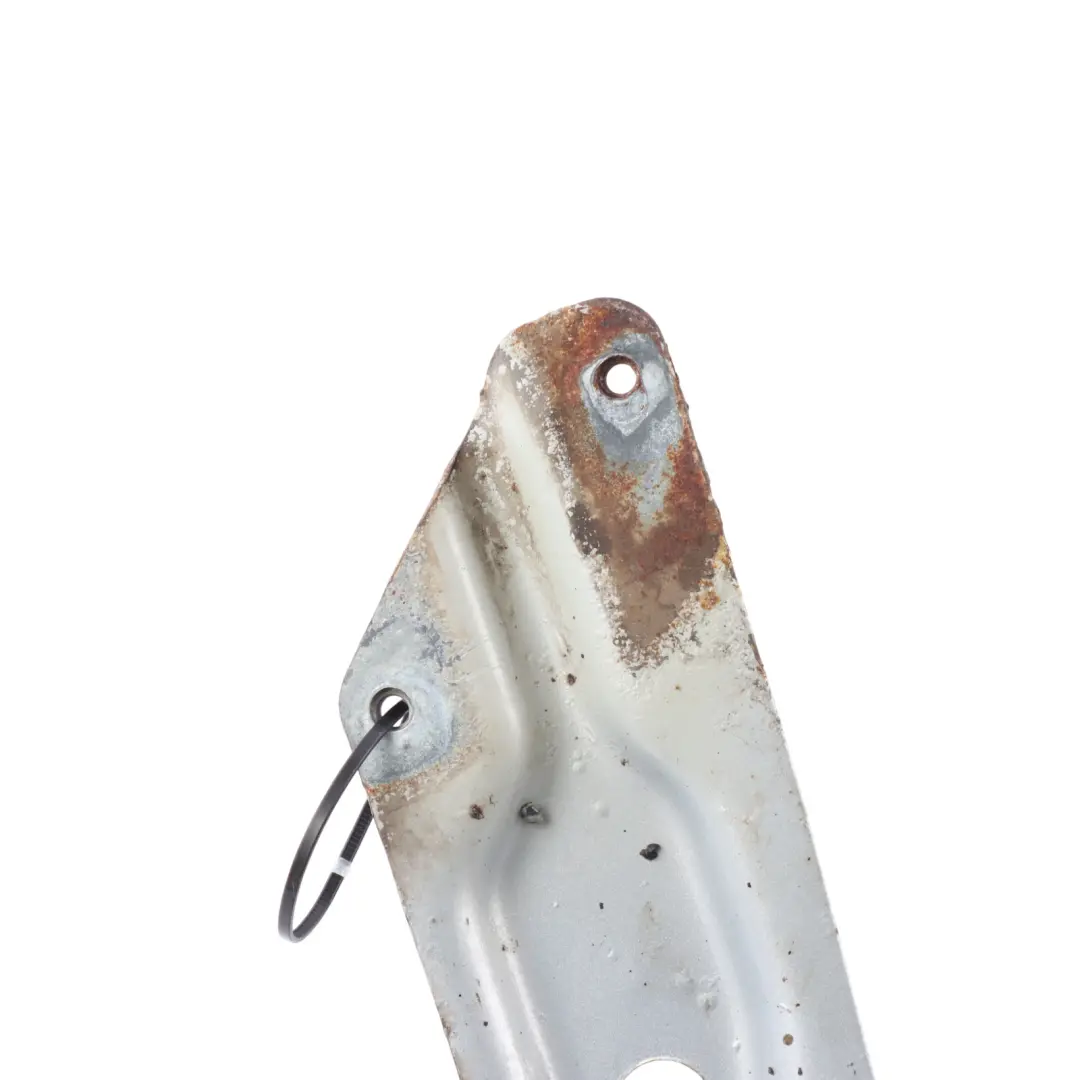 VW Golf Mk5 Wing Bracket Support Front Left Reflex Silver A7W - SKU 1K6821135-RES - Número de pieza 1K6821135