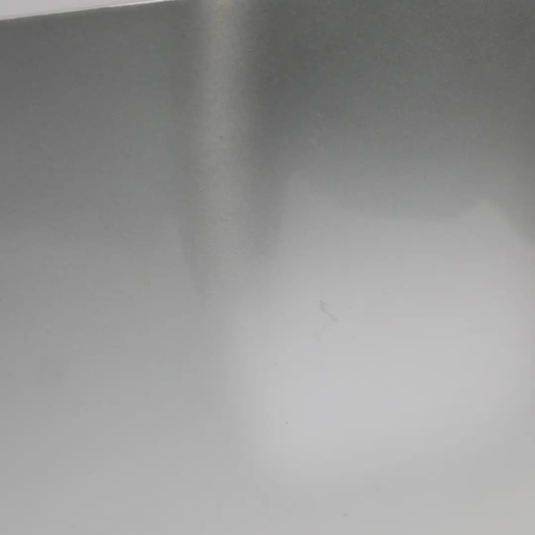 VW Scirocco Mk3 Aileron Arrière Panneau Garniture Coffre Argent Réflexe - A7W - SKU 1K8827933E-RES - Numéro de pièce 1K8827933E