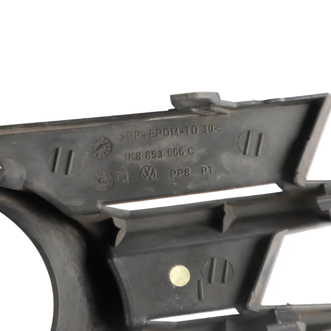 Mk3 Parachoques Delantero Rejilla Derecho para VW Volkswagen Scirocco con número de pieza 1K8853666C VW Volkswagen Scirocco Mk3 Parachoques Delantero Rejilla Derecho - SKU 1K8853666C - Número de pieza 1K8853666C