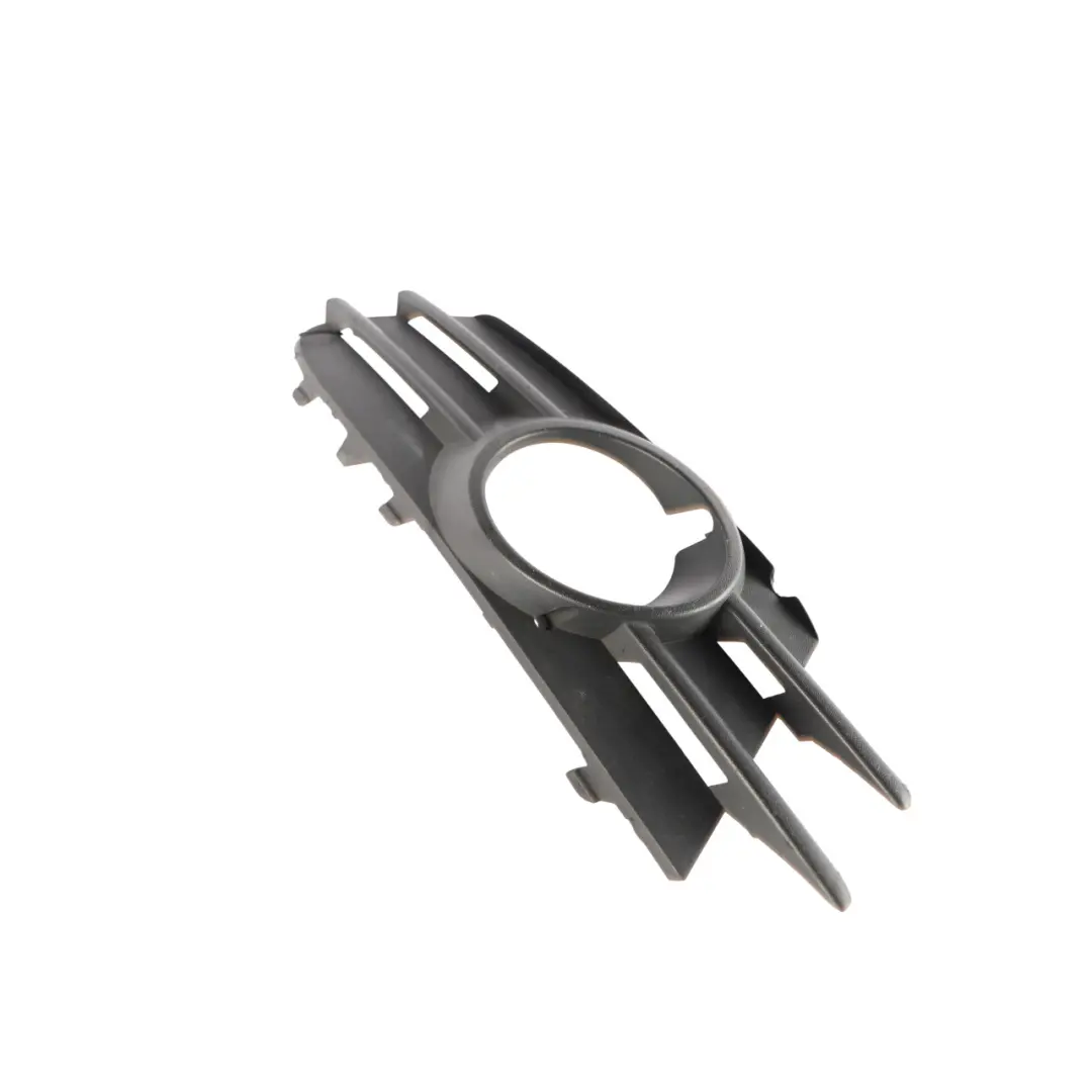 Mk3 Paraurti Anteriore Griglia Trim Destra per VW Volkswagen Scirocco con numero di parte 1K8853666C VW Volkswagen Scirocco Mk3 Paraurti Anteriore Griglia Trim Destra - SKU 1K8853666C - Numero di parte 1K8853666C