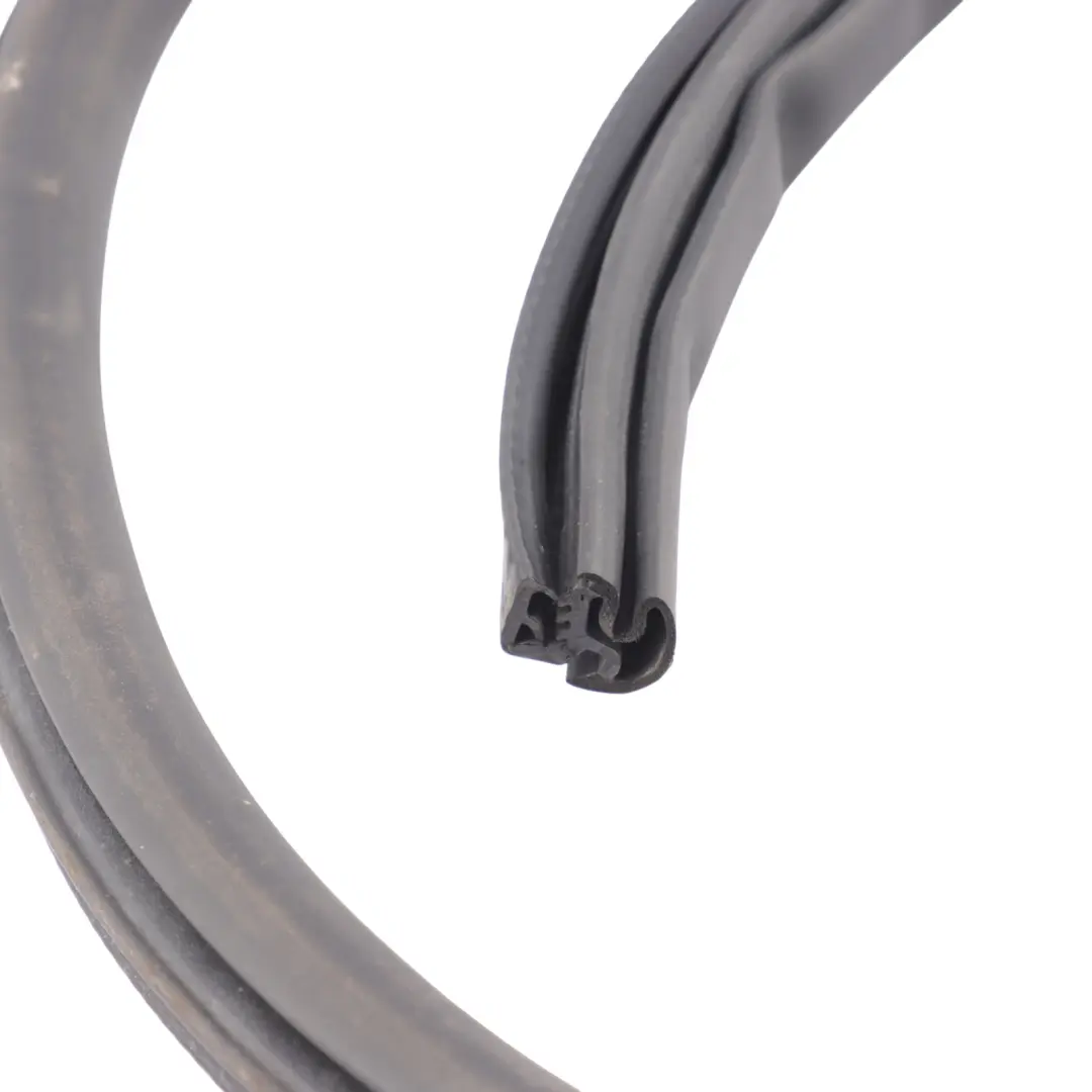 VW Scirocco Mk3 Joint De Porte Avant Caoutchouc Gauche Droite - SKU 1K8867911B - Numéro de pièce 1K8867911B