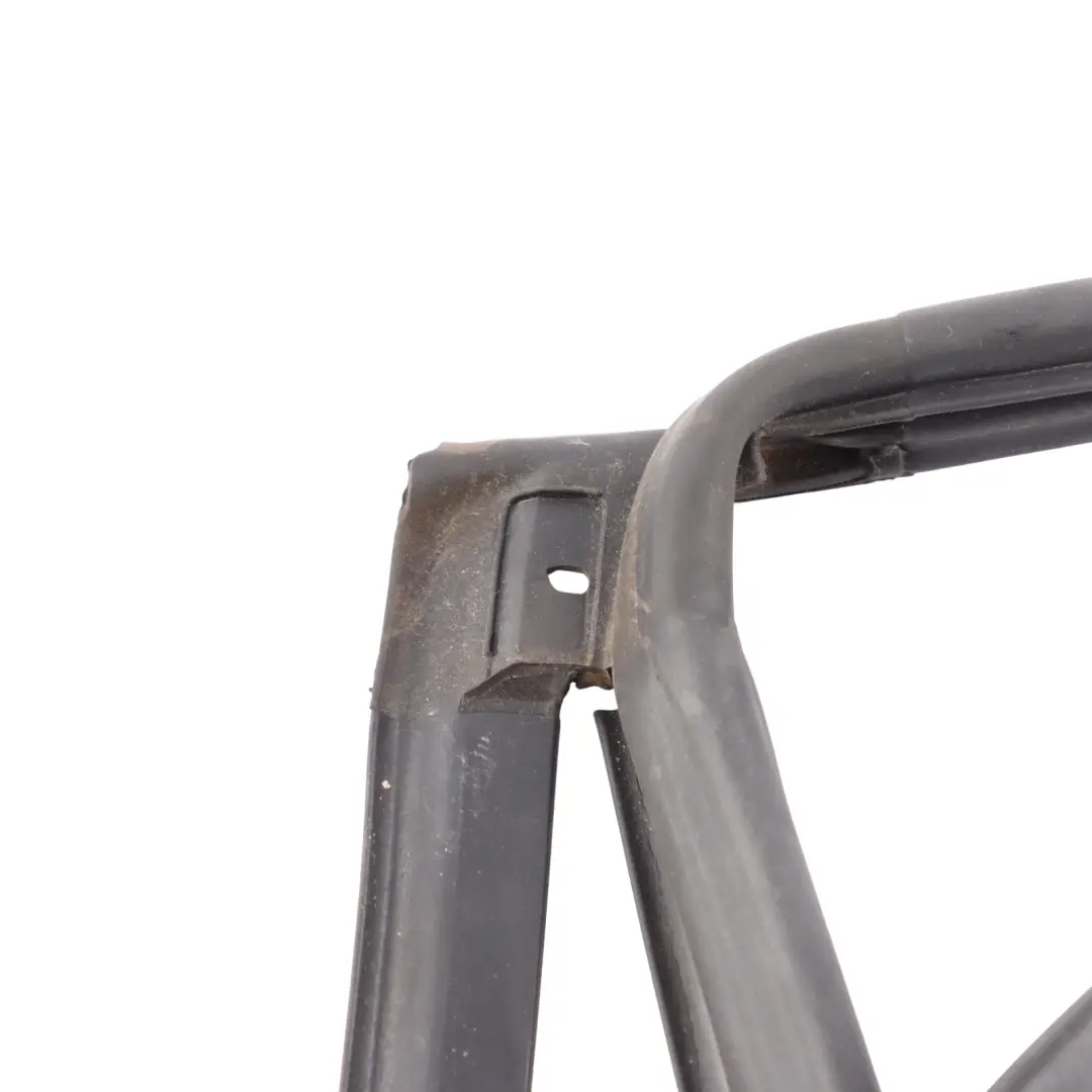 Guarnizione Porta Anteriore In Gomma Destra 8A61-A253A10-AY per Ford Fiesta Mk7 con numero di parte 2054821 Ford Fiesta Mk7 Guarnizione Porta Anteriore In Gomma Destra 8A61-A253A10-AY - SKU 2054821 - Numero di parte 2054821