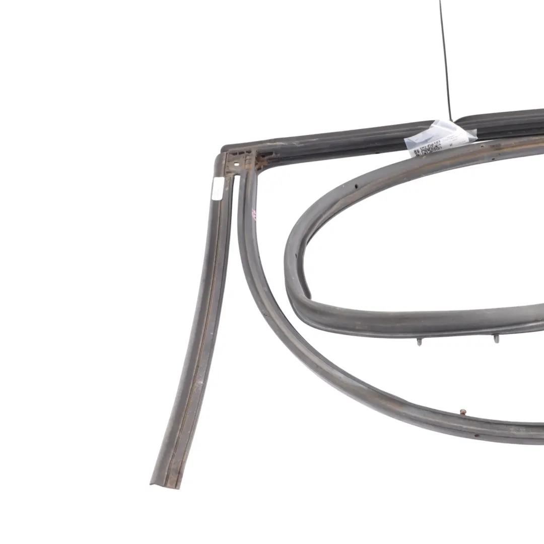 Goma Junta Puerta Delantera Derecha 8A61-A253A11-AY para Ford Fiesta Mk7 con número de pieza 2054826 Ford Fiesta Mk7 Goma Junta Puerta Delantera Derecha 8A61-A253A11-AY - SKU 2054826 - Número de pieza 2054826