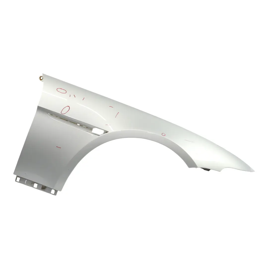 Aile Avant Droite Panneau Latéral Titansilber Silver - 354 pour BMW E63 E64 à propos du numéro de pièce 2155902 BMW E63 E64 Aile Avant Droite Panneau Latéral Titansilber Silver - 354 - SKU 2155902-TS - Numéro de pièce 2155902