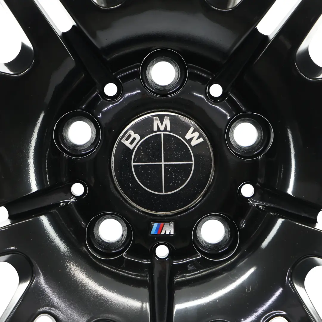 Llanta Trasera Aleación 19 "M De Doble Radio 67 9,5J ET:27 para BMW E46 M3 con número de pieza 2229660 BMW E46 M3 Llanta Trasera Aleación 19 "M De Doble Radio 67 9,5J ET:27 - SKU 2229660-5 - Número de pieza 2229660