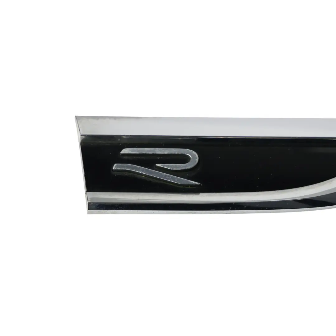 Laterale Anteriore Parafango Linea R Badge Sinistro per VW T-ROC A11 con numero di parte 2GA853688J VW T-ROC A11 Laterale Anteriore Parafango Linea R Badge Sinistro - SKU 2GA853688J - Numero di parte 2GA853688J