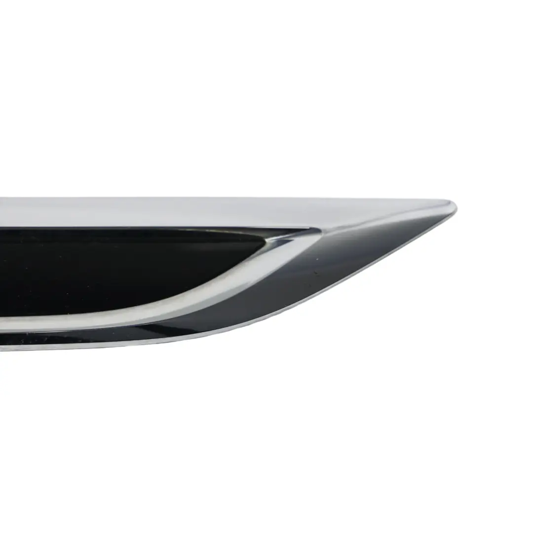 Front Side Panel Fender R Line Badge Left N/S to VW Volkswagen T-ROC A11 with Part number 2GA853688J VW Volkswagen T-ROC A11 Front Side Panel Fender R Line Badge Left N/S - SKU 2GA853688J - Part number 2GA853688J