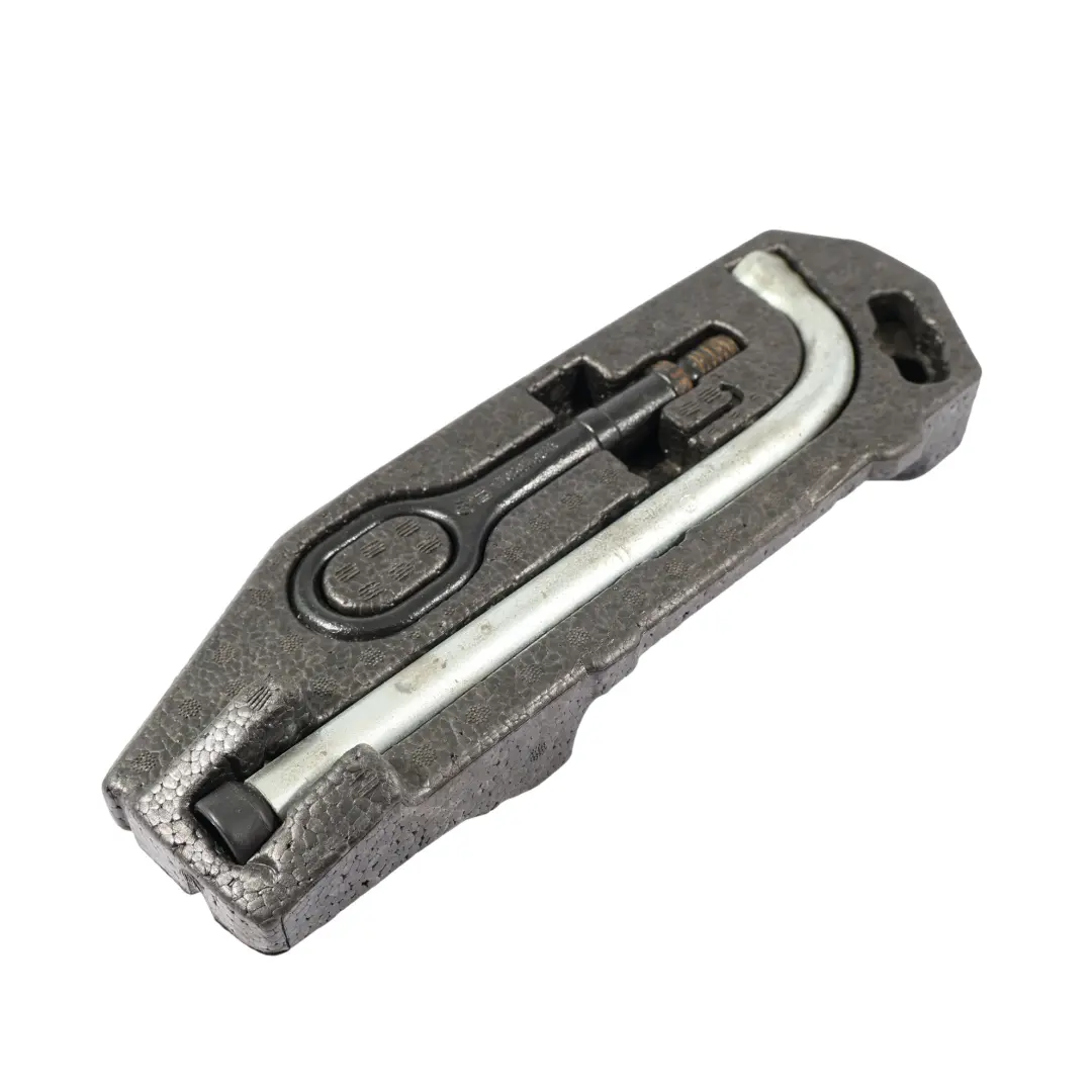 Volkswagen Caddy 2K Kit Clé Roue Mousse Coffre Anneau Remorquage - SKU 2K0012113E - Numéro de pièce 2K0012113E