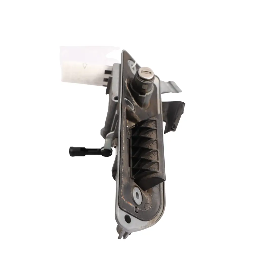 Volkswagen Caddy 2K Heckklappe Griff Schloss Fang Links - SKU 2K0827565H - Teilenummer 2K0827565H