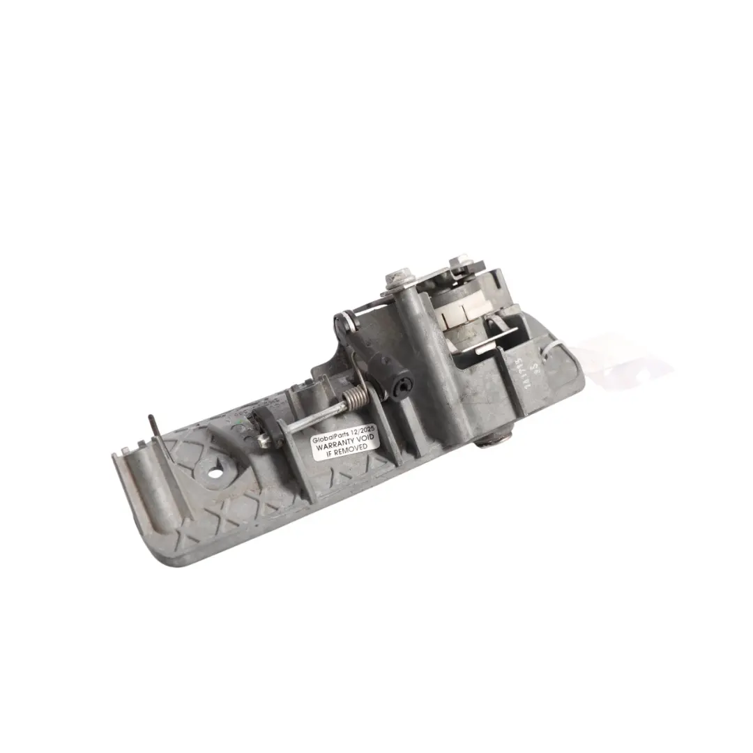 2K Heckklappe Griff Schloss Fang Links für Volkswagen Caddy mit Teilenummer 2K0827565H Volkswagen Caddy 2K Heckklappe Griff Schloss Fang Links - SKU 2K0827565H - Teilenummer 2K0827565H