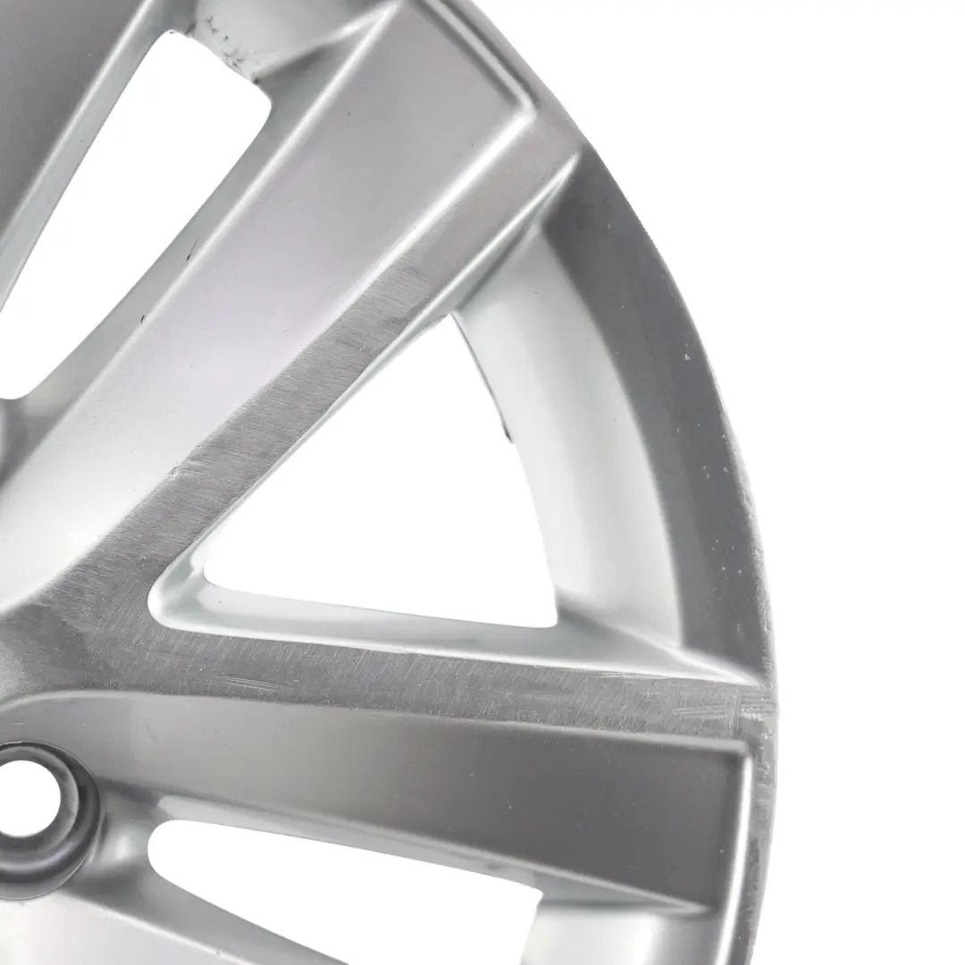 2K Cerchio In Lega Argento 15" 6J ET:47 per Volkswagen Caddy con numero di parte 2K5601025 Volkswagen Caddy 2K Cerchio In Lega Argento 15" 6J ET:47 - SKU 2K5601025-1 - Numero di parte 2K5601025