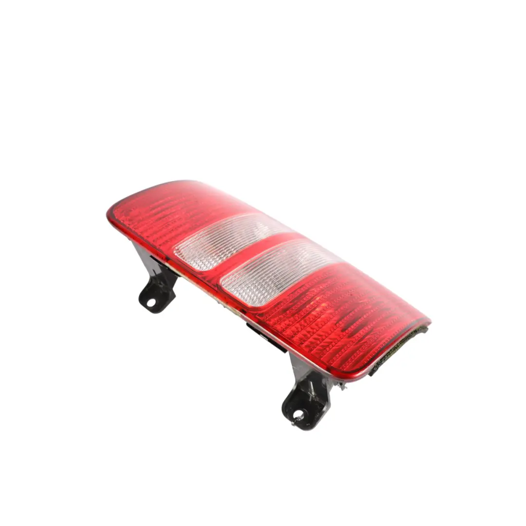 Feu arrière gauche Couvercle coffre pour VW Volkswagen Caddy Maxi à propos du numéro de pièce 2K5945095J VW Volkswagen Caddy Maxi Feu arrière gauche Couvercle coffre - SKU 2K5945095P - Numéro de pièce 2K5945095J