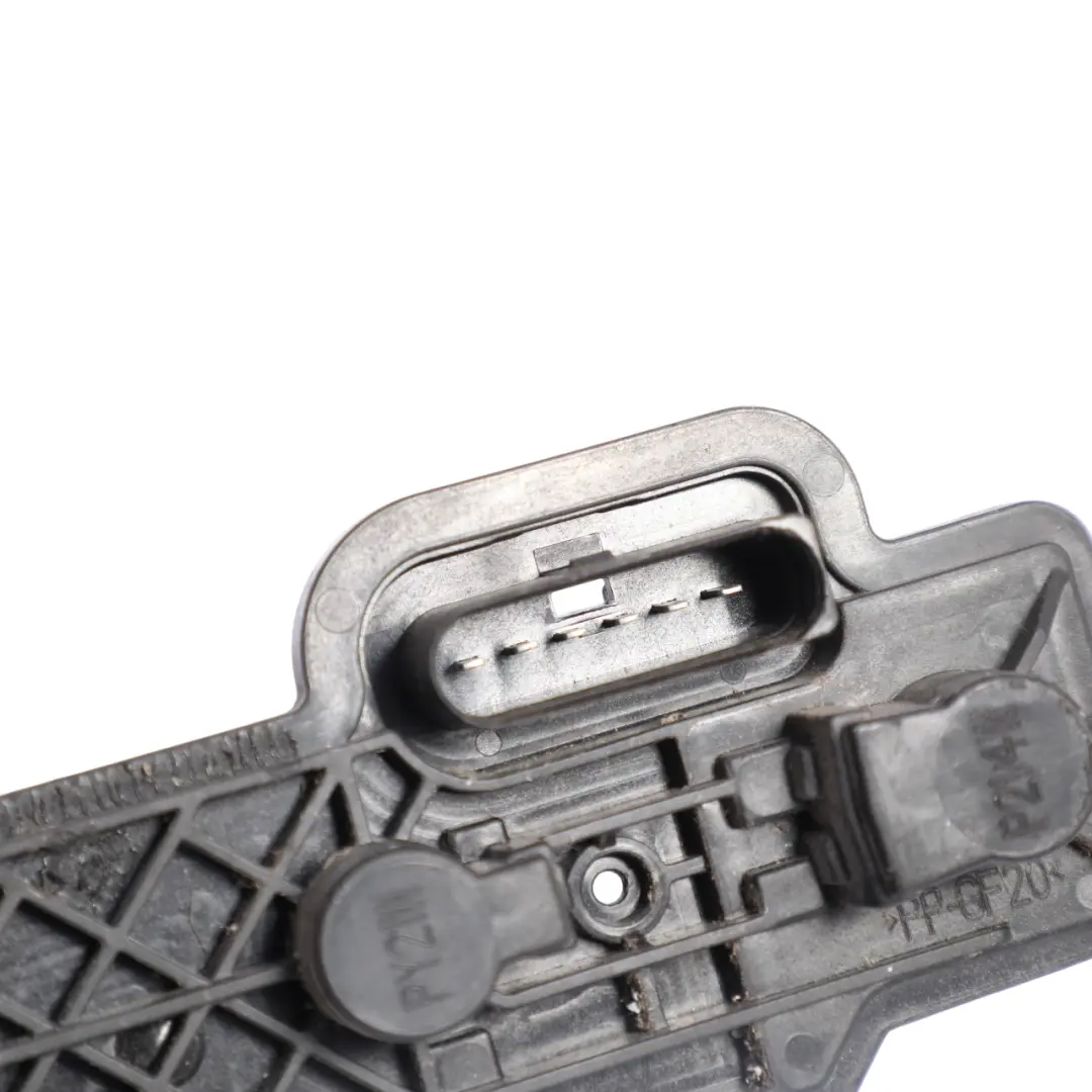 2K Tail Light Lamp Bulb Holder Socket Right O/S to VW Volkswagen Caddy with Part number 2K5945258A VW Volkswagen Caddy 2K Tail Light Lamp Bulb Holder Socket Right O/S - SKU 2K5945258A - Part number 2K5945258A