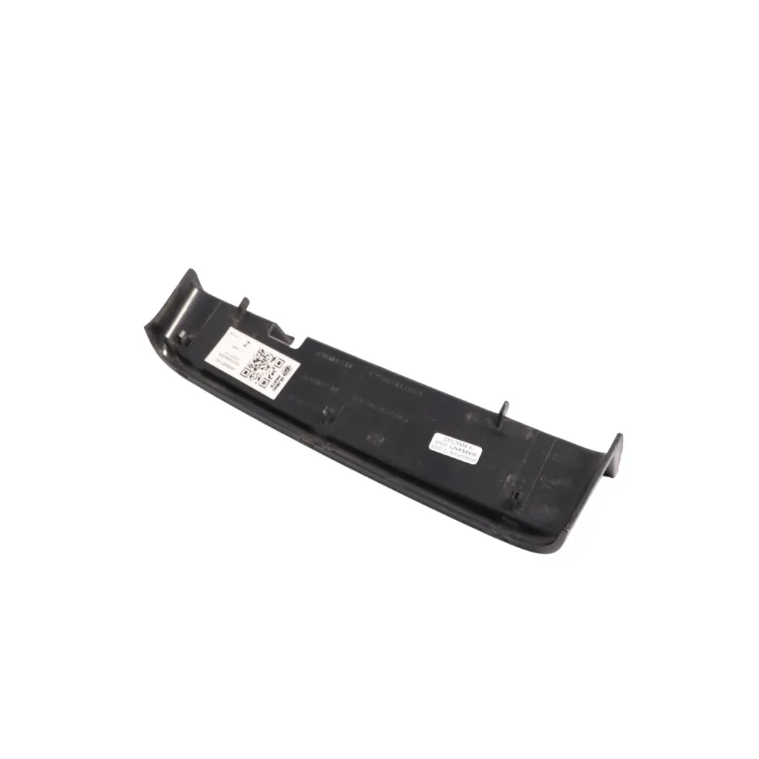 Volkswagen Caddy Mk3 2K Cache De Feu Arrière Droit Noir 2K5945312E - SKU 2K5945312D - Numéro de pièce 2K5945312D