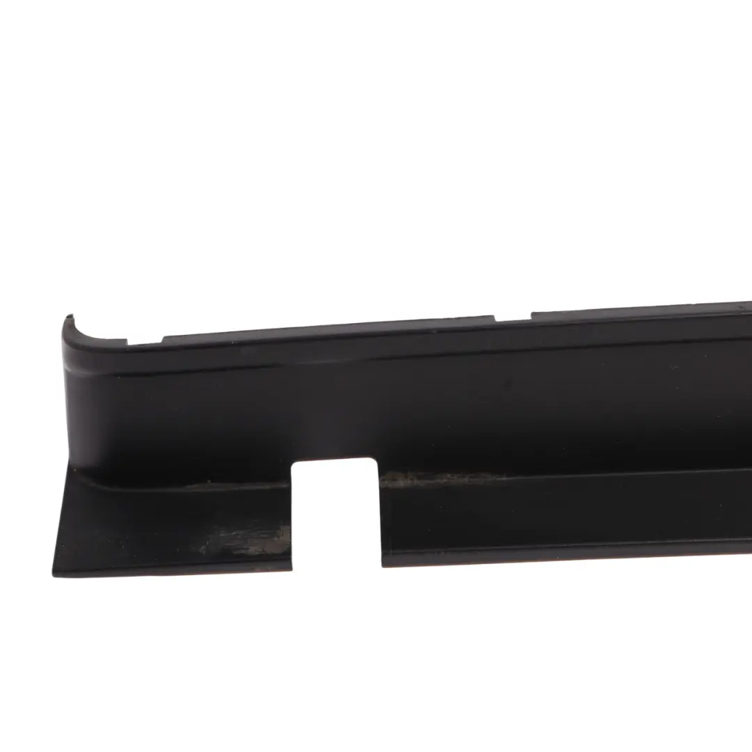 Volkswagen Caddy Mk3 2K Tapa De Luz Trasera Negro Derecha 2K5945312E - SKU 2K5945312D - Número de pieza 2K5945312D