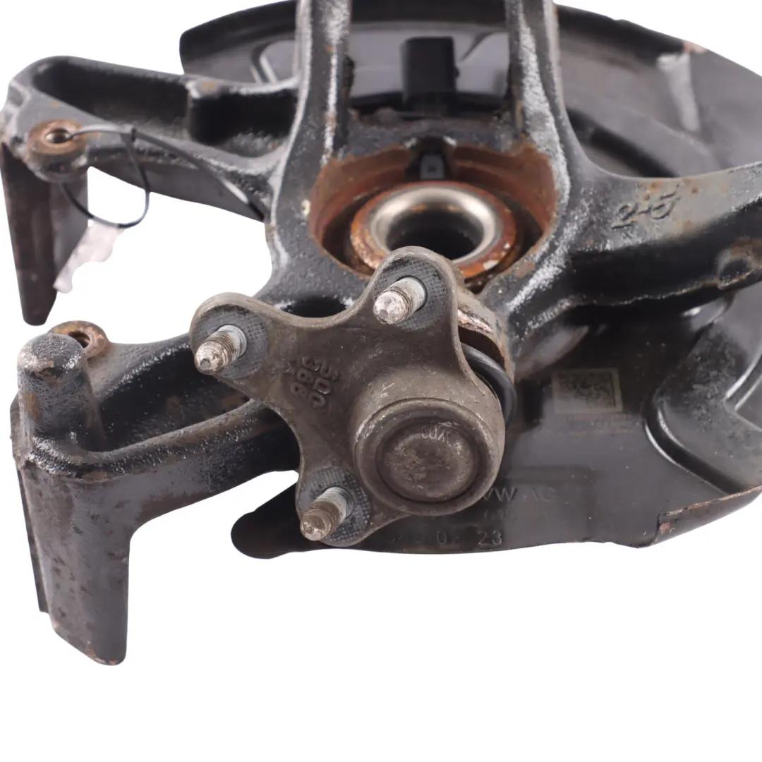 Carrier Wheel Hub Front Right O/S AD to Seat Arona KJ7 Wheel with Part number 2Q0407256 Seat Arona KJ7 Wheel Carrier Wheel Hub Front Right O/S AD - SKU 2Q0407256 - Part number 2Q0407256