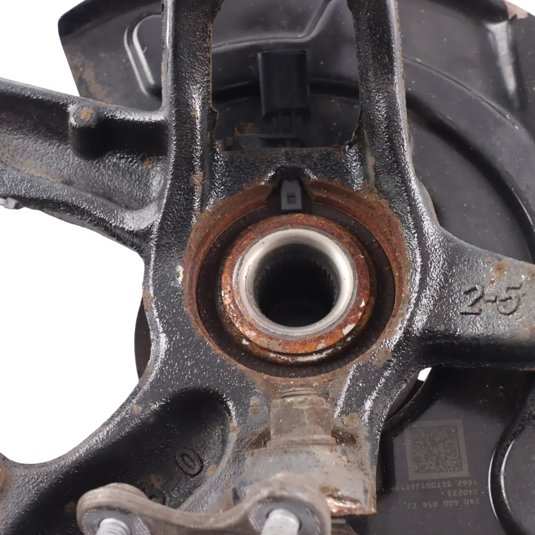 Carrier Wheel Hub Front Right O/S AD to Seat Arona KJ7 Wheel with Part number 2Q0407256 Seat Arona KJ7 Wheel Carrier Wheel Hub Front Right O/S AD - SKU 2Q0407256 - Part number 2Q0407256