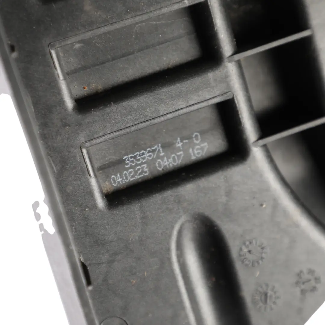 Mk5 KJ1 Supporto Vassoio Batteria Staffa per Seat Arona KJ7 Ibiza con numero di parte 2Q0915331 Seat Arona KJ7 Ibiza Mk5 KJ1 Supporto Vassoio Batteria Staffa - SKU 2Q0915331 - Numero di parte 2Q0915331
