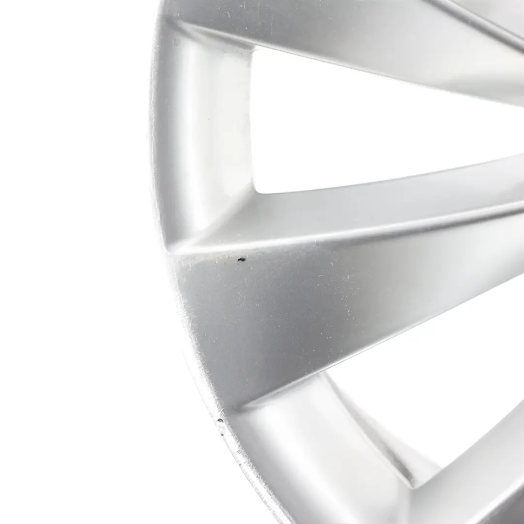 Mk3 Silver Wheel Alloy Rim 18" 8J ET:41 to Volkswagen Scirocco with Part number 3C8601025AB Volkswagen Scirocco Mk3 Silver Wheel Alloy Rim 18" 8J ET:41 - SKU 3C8601025AB-3 - Part number 3C8601025AB