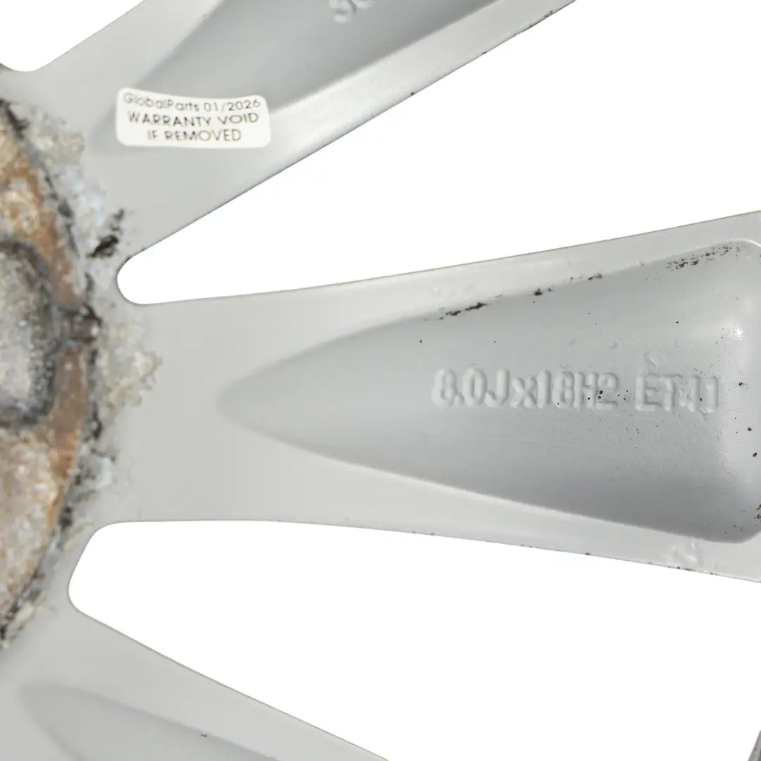 Volkswagen Scirocco Mk3 Jante Alliage Argent 18" 8J ET:41 - SKU 3C8601025D-4 - Numéro de pièce 3C8601025D