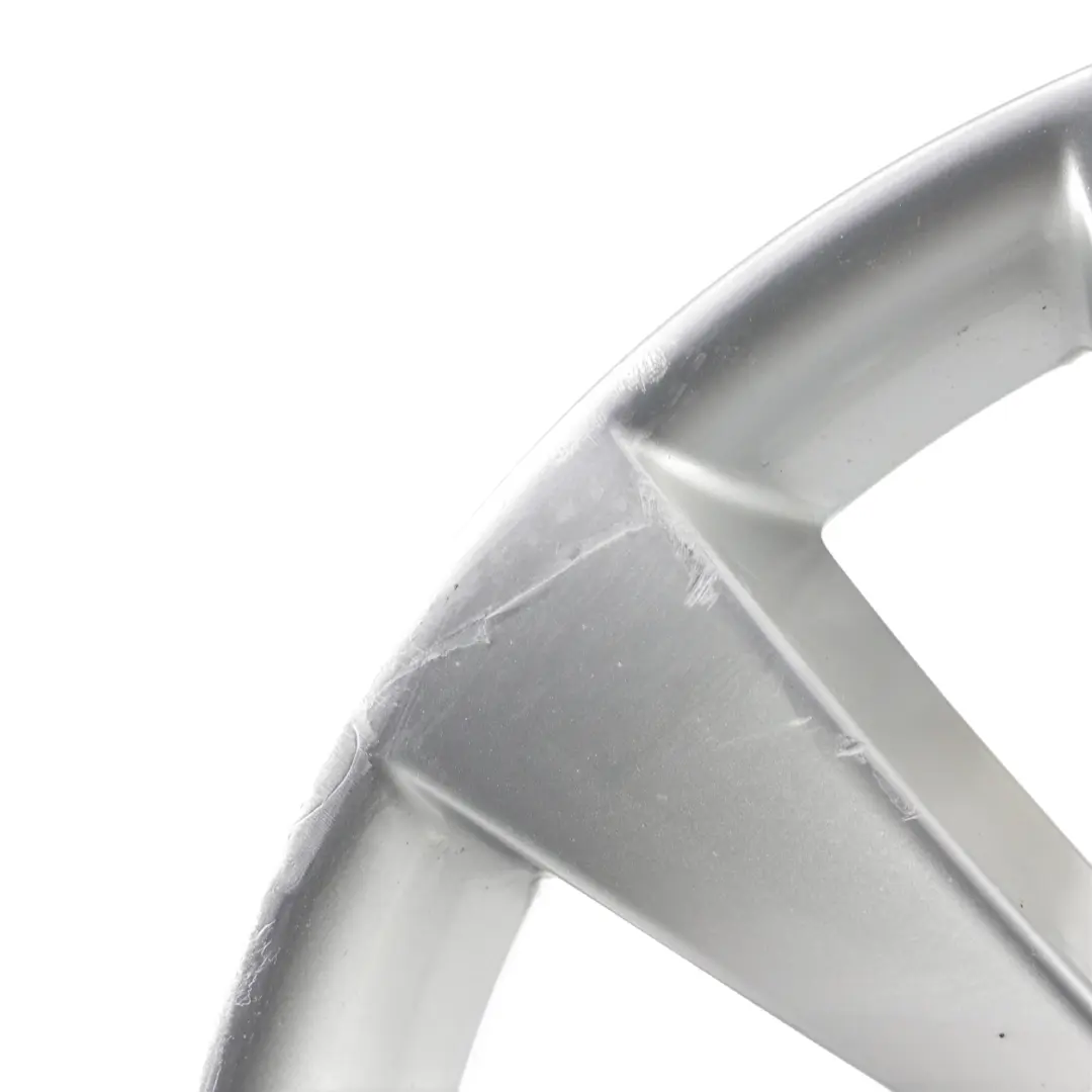 Volkswagen Scirocco Mk3 Jante Alliage Argent 18" 8J ET:41 - SKU 3C8601025D-4 - Numéro de pièce 3C8601025D