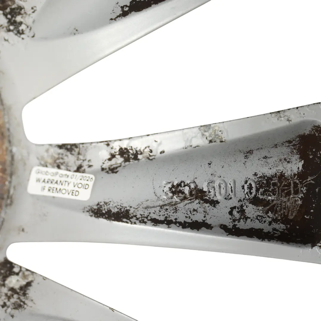 Volkswagen Scirocco Mk3 Llanta De Aleación Plateada 18" 8J ET:41 - SKU 3C8601025D-5 - Número de pieza 3C8601025D